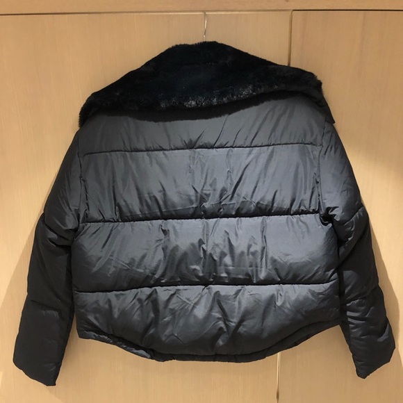BNWT Abercrombie & Fitch - Elevated Mini Puffer Jacket - Picture 3 of 4